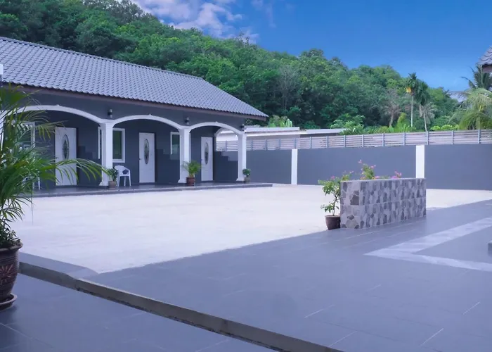 Cenang Rooms With Pool By Virgo Star Resort